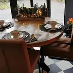 شقة 
