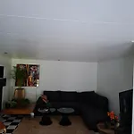 شقة 